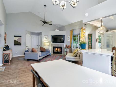77 Stonebridge Drive Asheville NC 28805