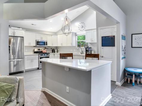 77 Stonebridge Drive Asheville NC 28805