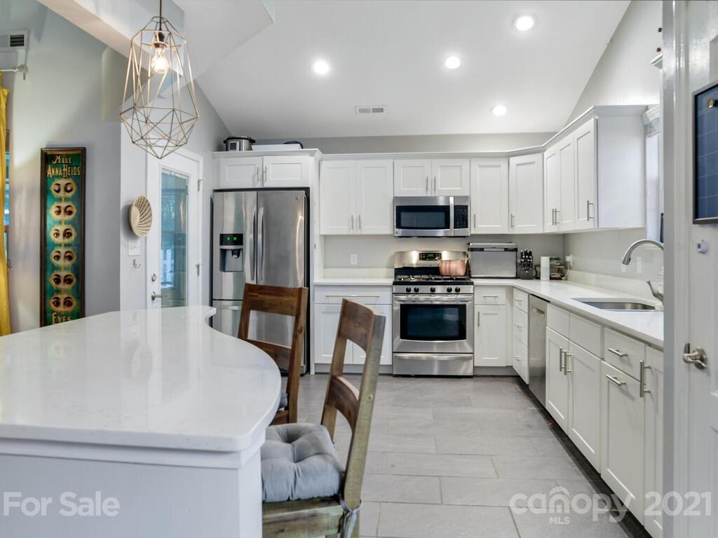 77 Stonebridge Drive Asheville NC 28805