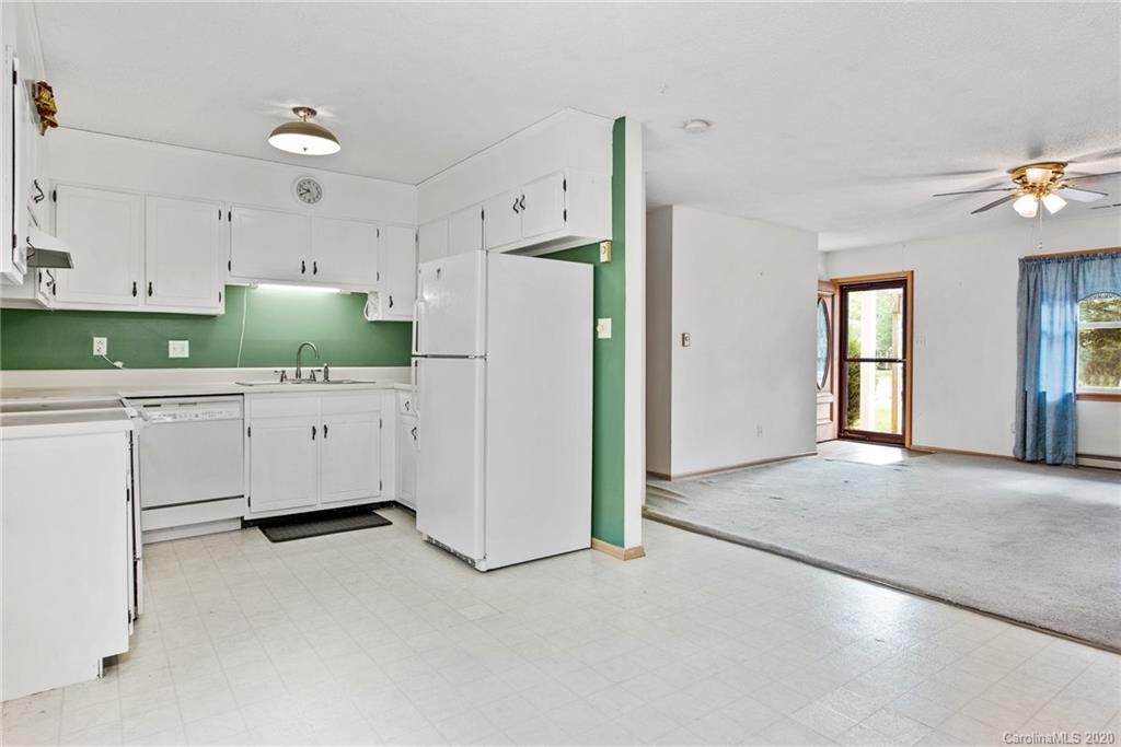 51 Tipperary Drive Asheville NC 28806