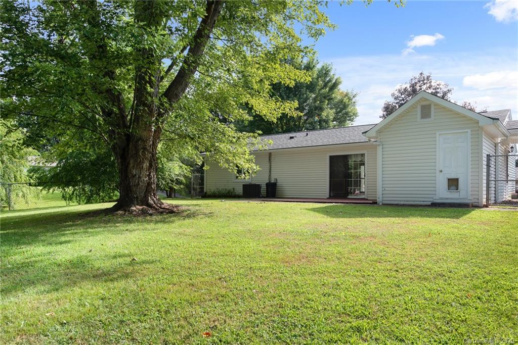 51 Tipperary Drive Asheville NC 28806
