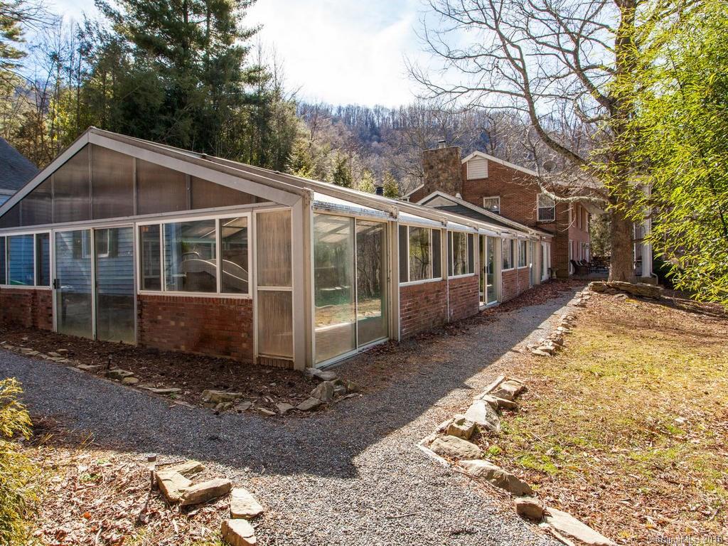 1895 Camp Branch Road Waynesville NC 28786
