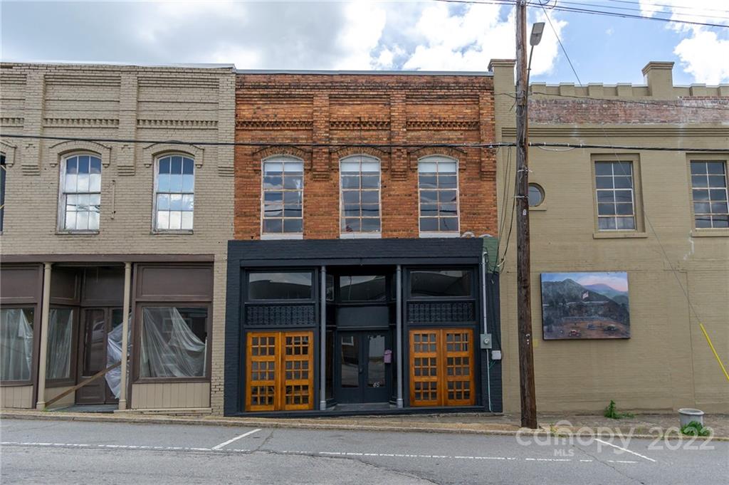 45 Catawba Avenue Old Fort NC 28762