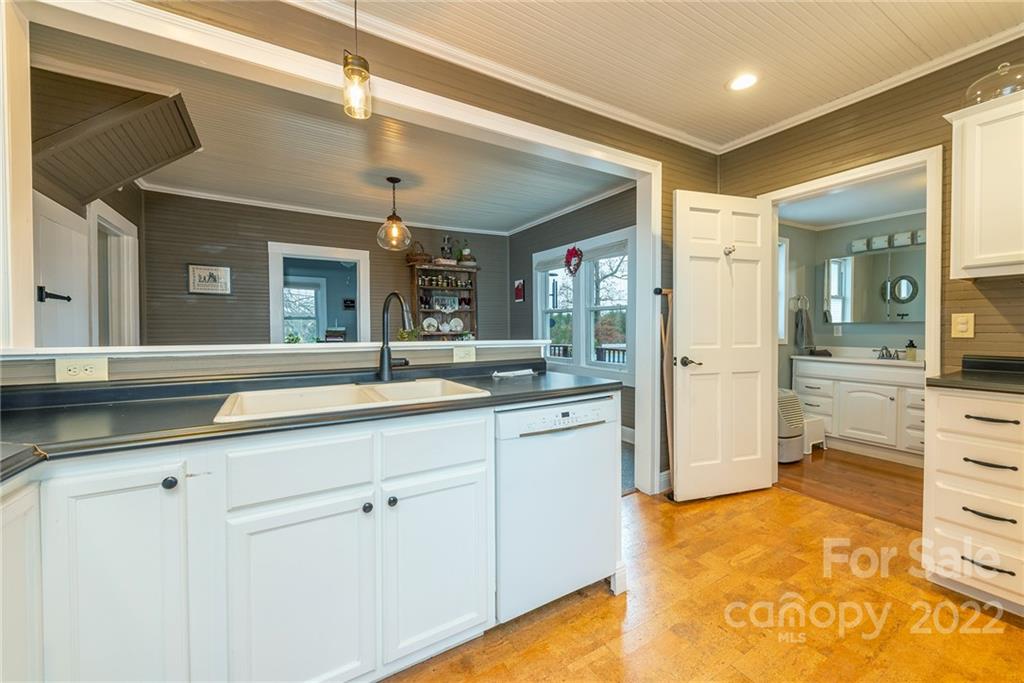 649 Locust Grove Road Weaverville NC 28787
