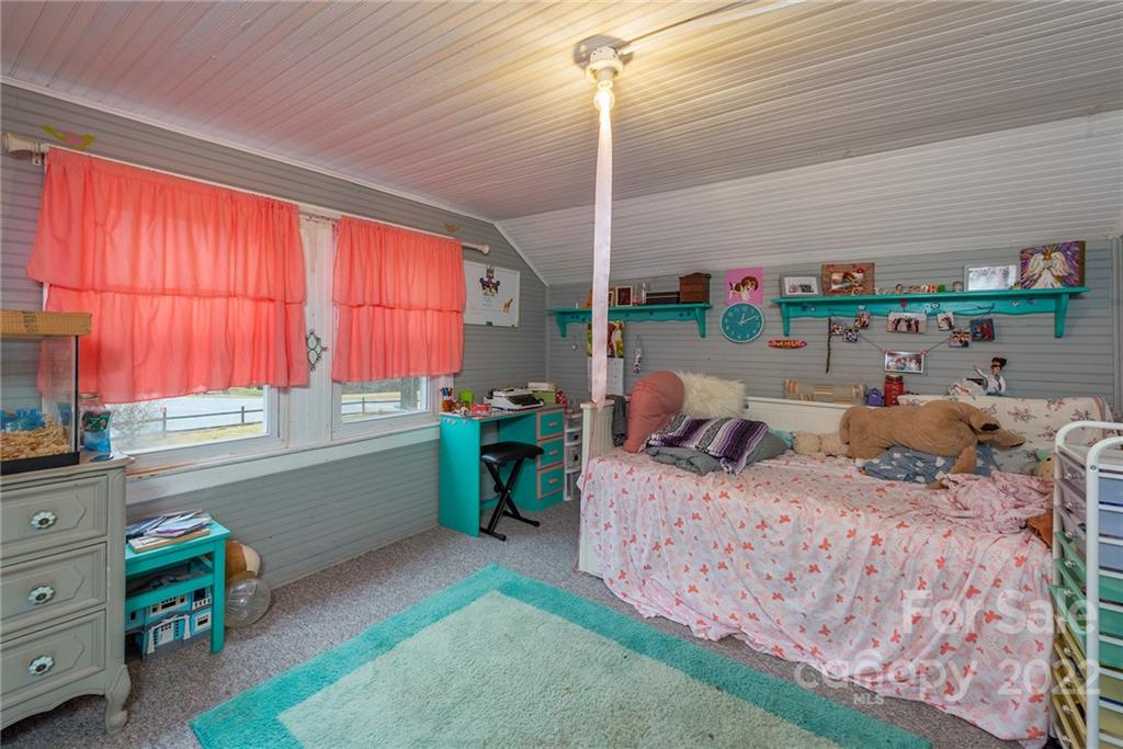 649 Locust Grove Road Weaverville NC 28787