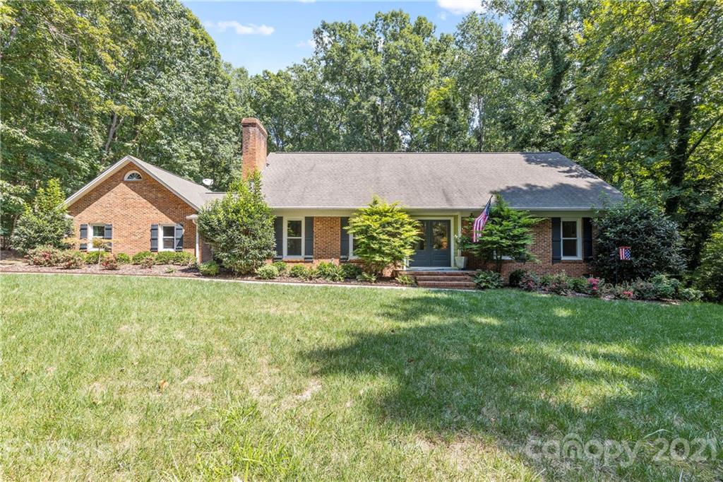 5928 Lancelot Drive Charlotte NC 28270