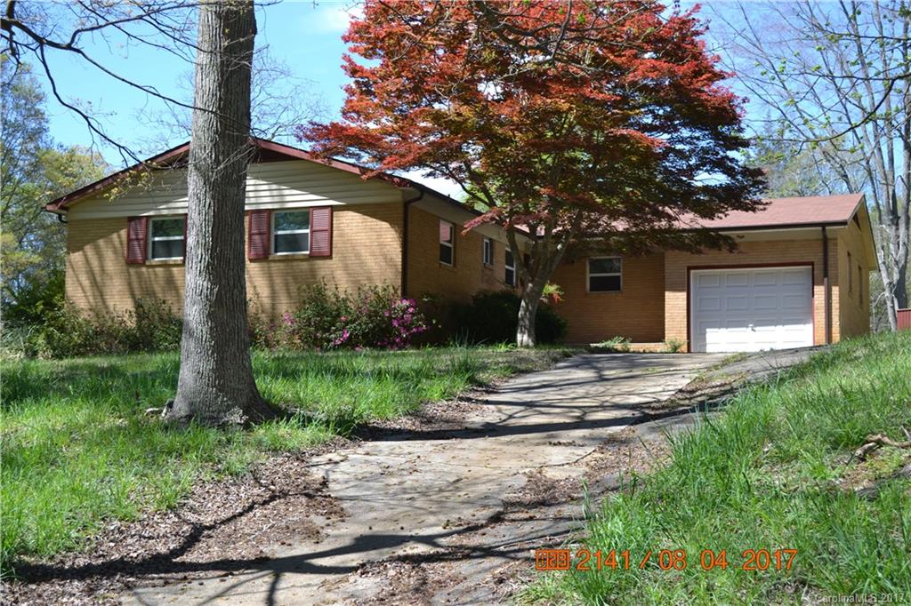 2024 Woodtop Court Charlotte NC 28214