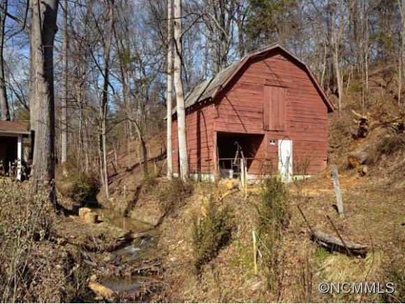 626 North Morgan Branch Road Candler NC 28715