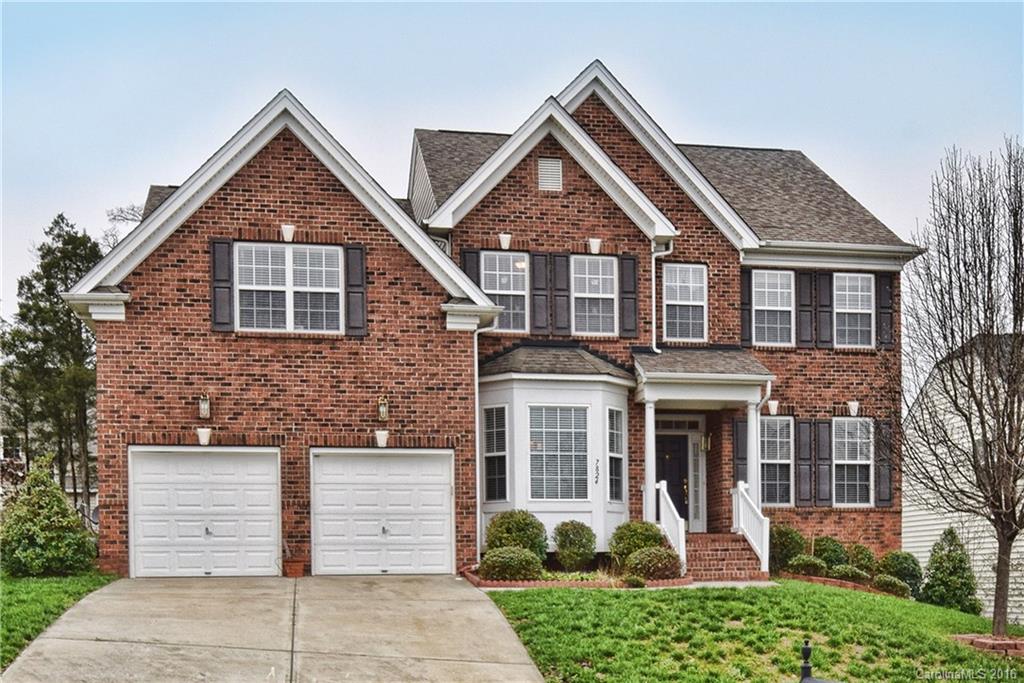 7824 Whisperingwood Drive Harrisburg NC 28075