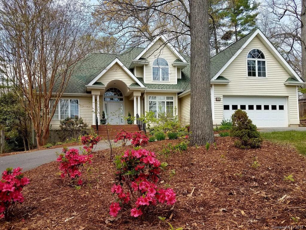 53 Highland Street Weaverville NC 28787