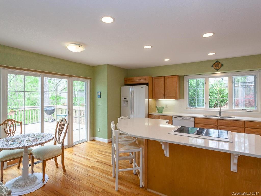53 Highland Street Weaverville NC 28787