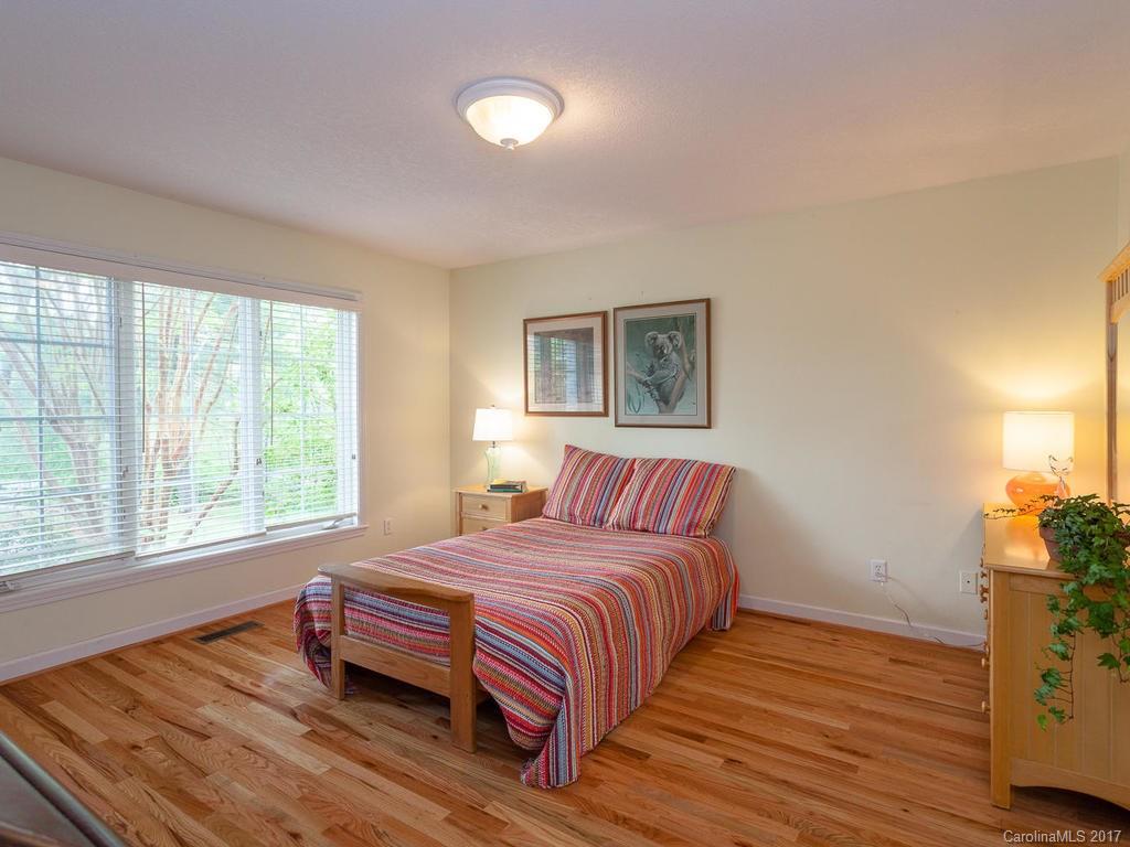 53 Highland Street Weaverville NC 28787