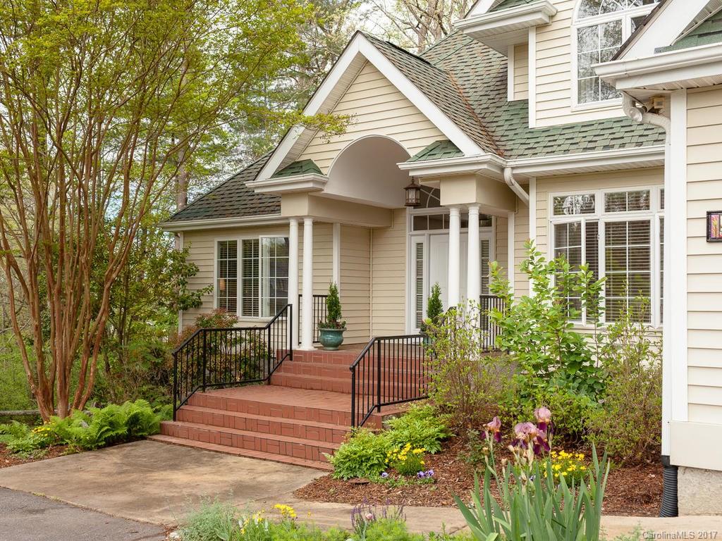 53 Highland Street Weaverville NC 28787