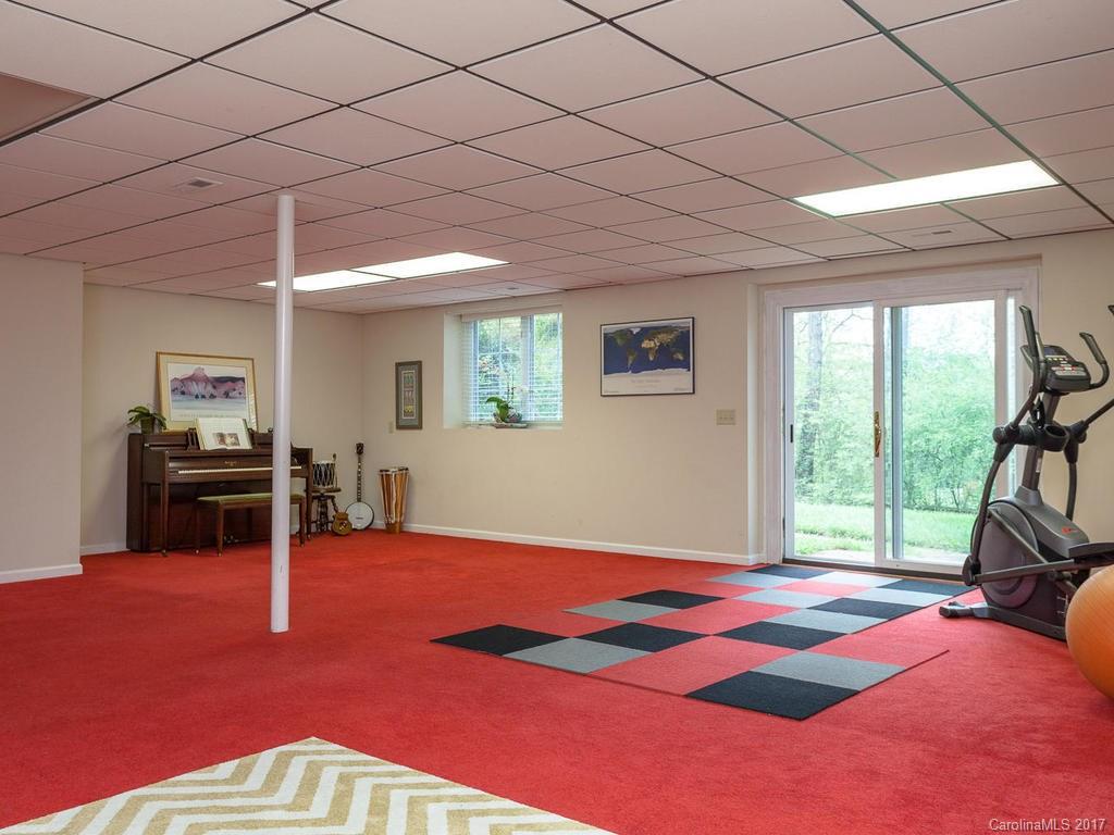 53 Highland Street Weaverville NC 28787