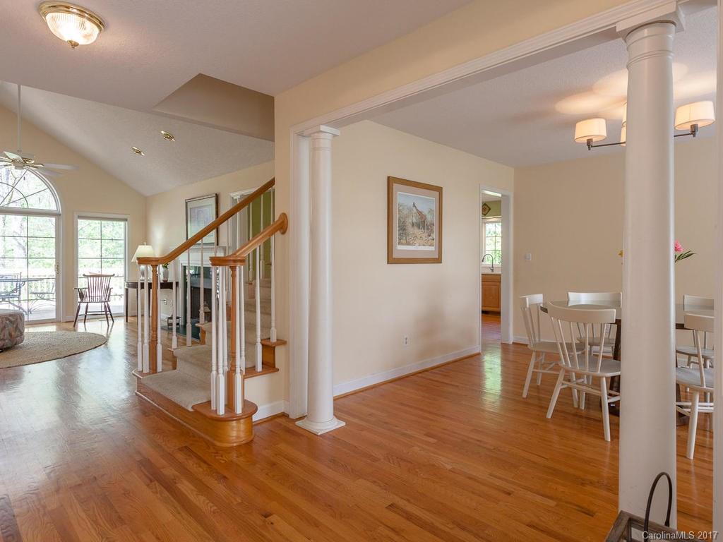 53 Highland Street Weaverville NC 28787
