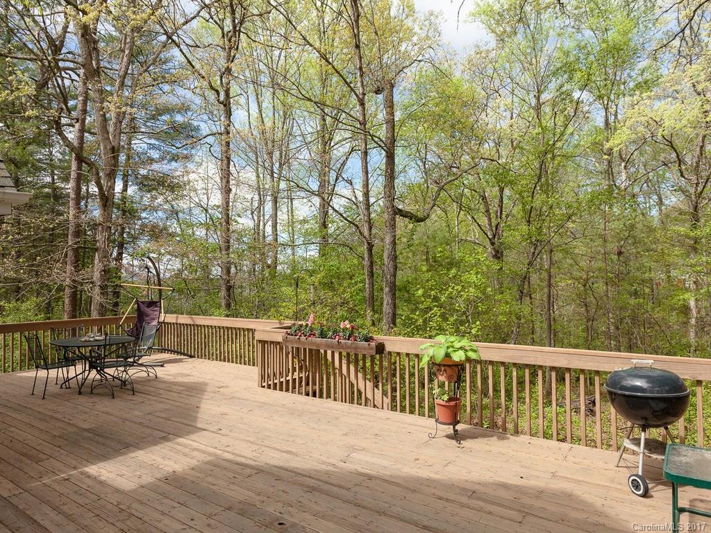 53 Highland Street Weaverville NC 28787