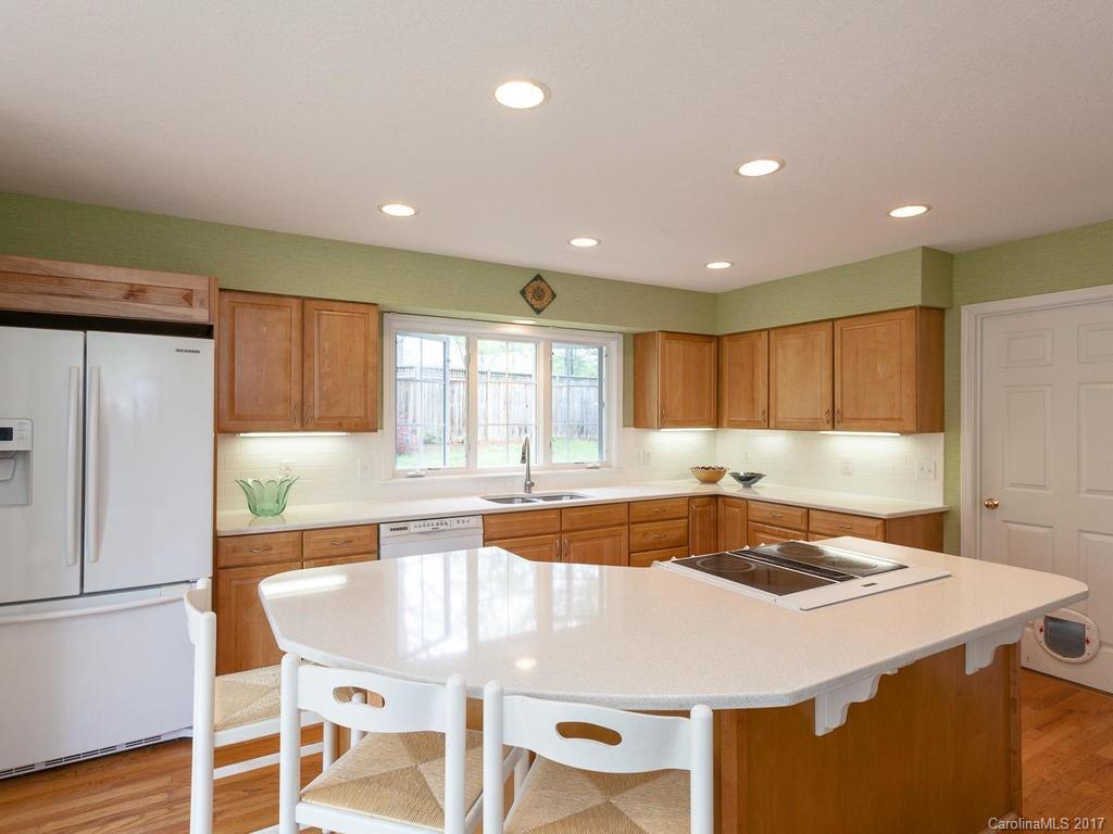 53 Highland Street Weaverville NC 28787