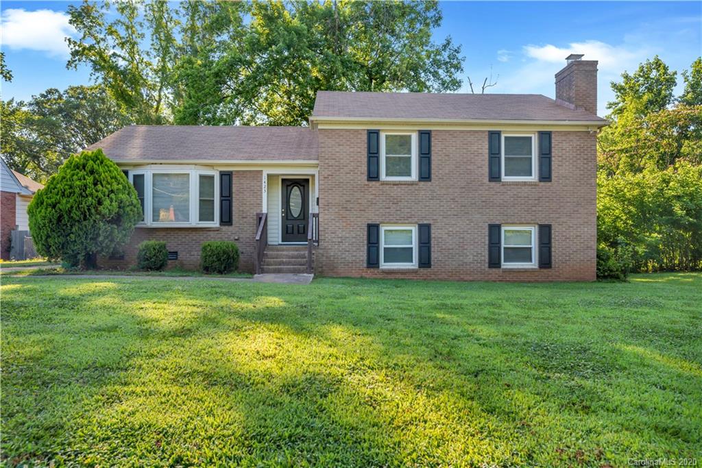 1423 Shannonhouse Drive Charlotte NC 28215