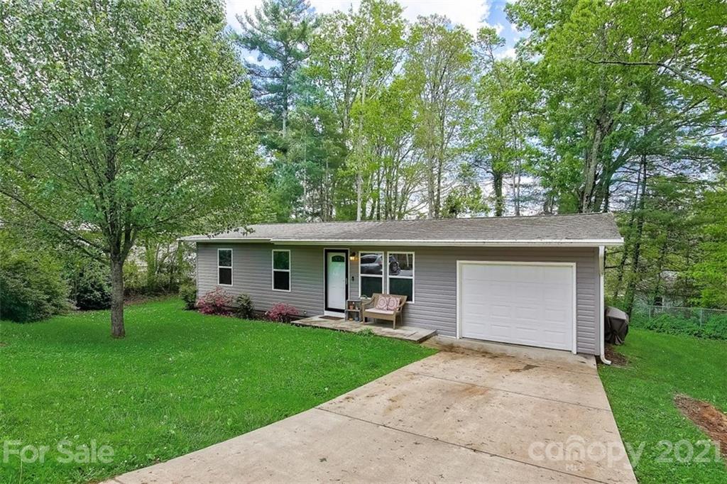 24 Dogwood Road Arden NC 28704
