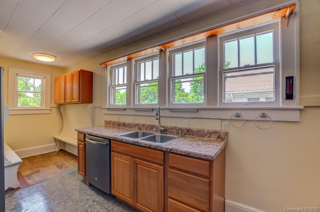63 Vermont Avenue Asheville NC 28806