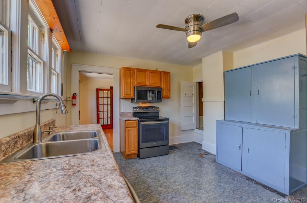 63 Vermont Avenue Asheville NC 28806