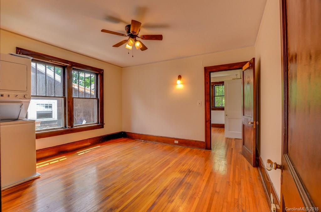 63 Vermont Avenue Asheville NC 28806