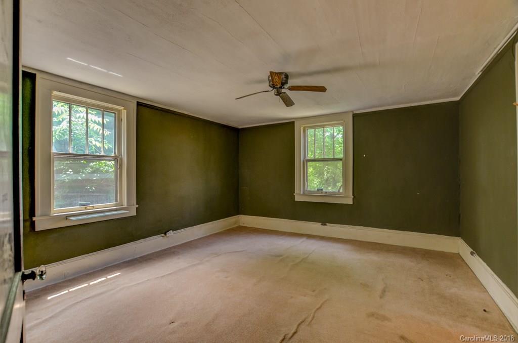 63 Vermont Avenue Asheville NC 28806