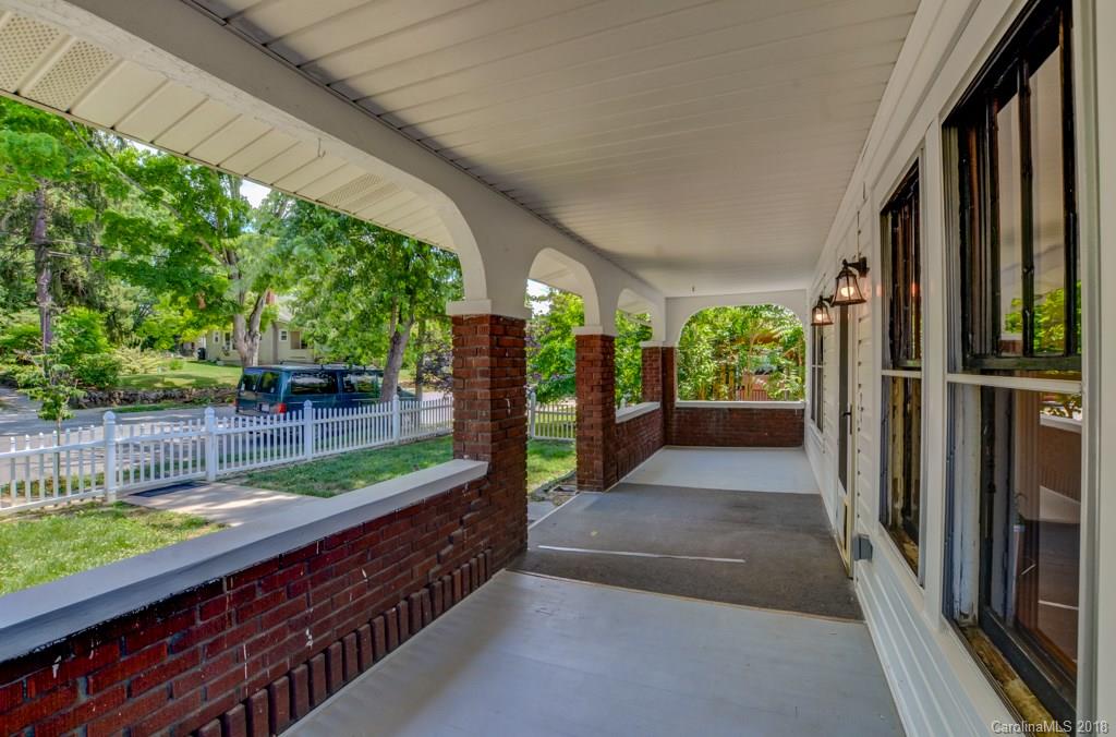 63 Vermont Avenue Asheville NC 28806