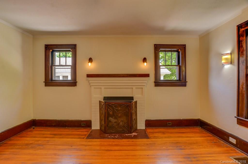 63 Vermont Avenue Asheville NC 28806