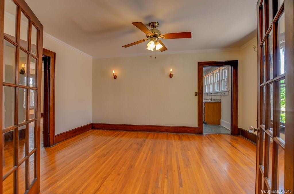 63 Vermont Avenue Asheville NC 28806