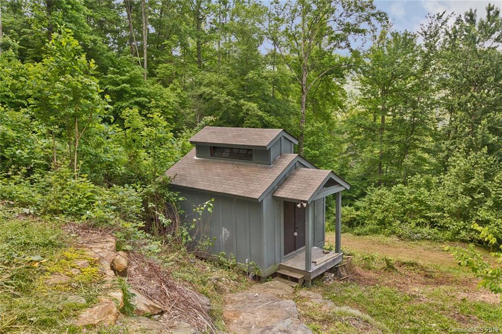 55 David Biddle Trail Weaverville NC 28787
