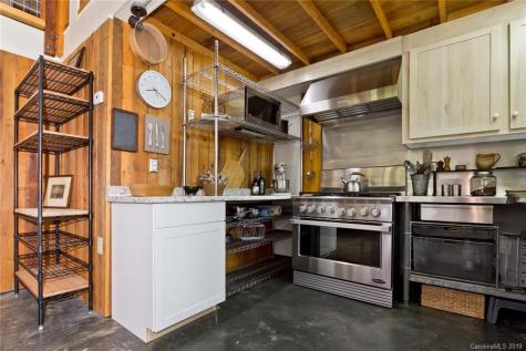55 David Biddle Trail Weaverville NC 28787
