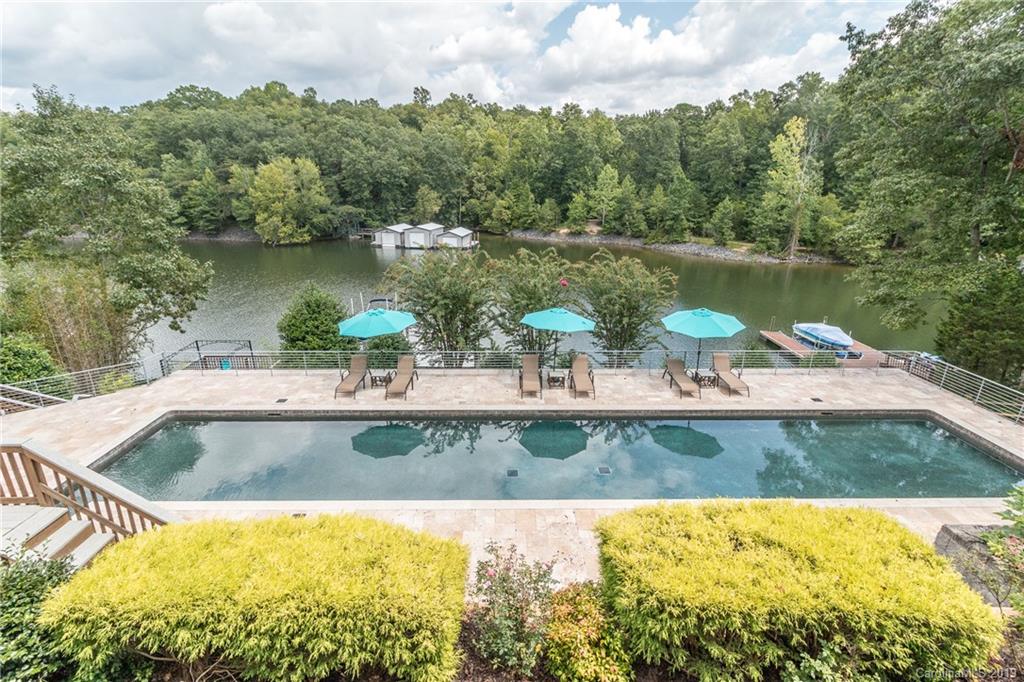 16205 Crest Cove Road Charlotte NC 28278