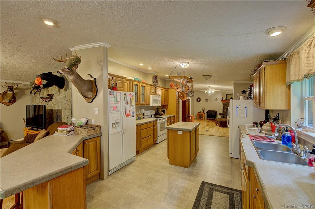 72 Johnson Road Newland NC 28657