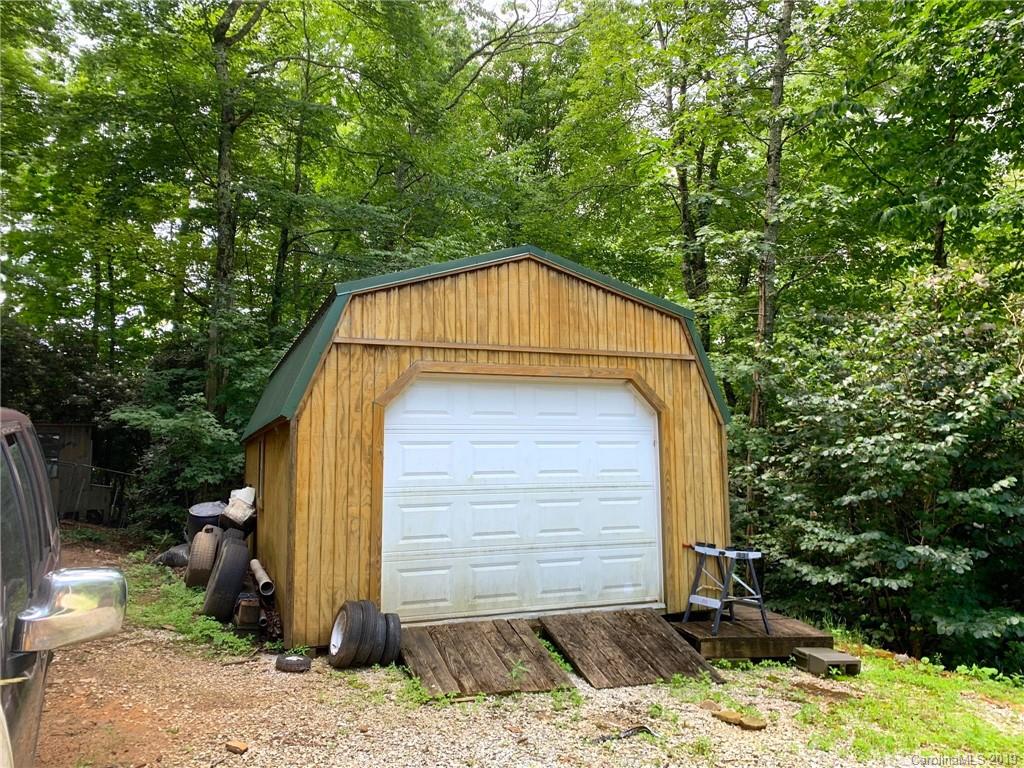 72 Johnson Road Newland NC 28657