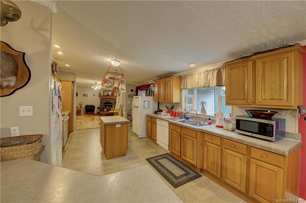 72 Johnson Road Newland NC 28657