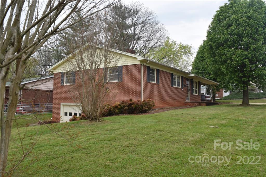 114 North Street Morganton NC 28655