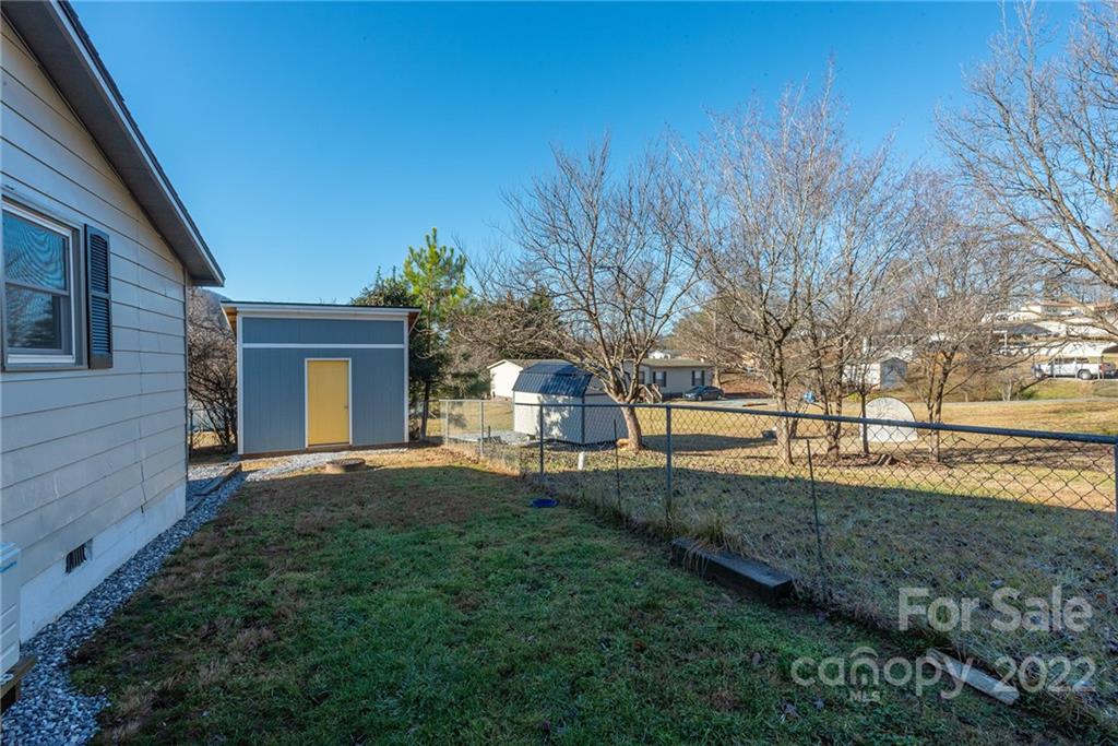 447 Morehead Road Marion NC 28752