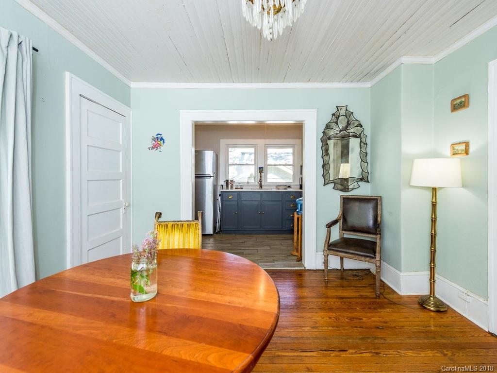 106 Salola Street Asheville NC 28806