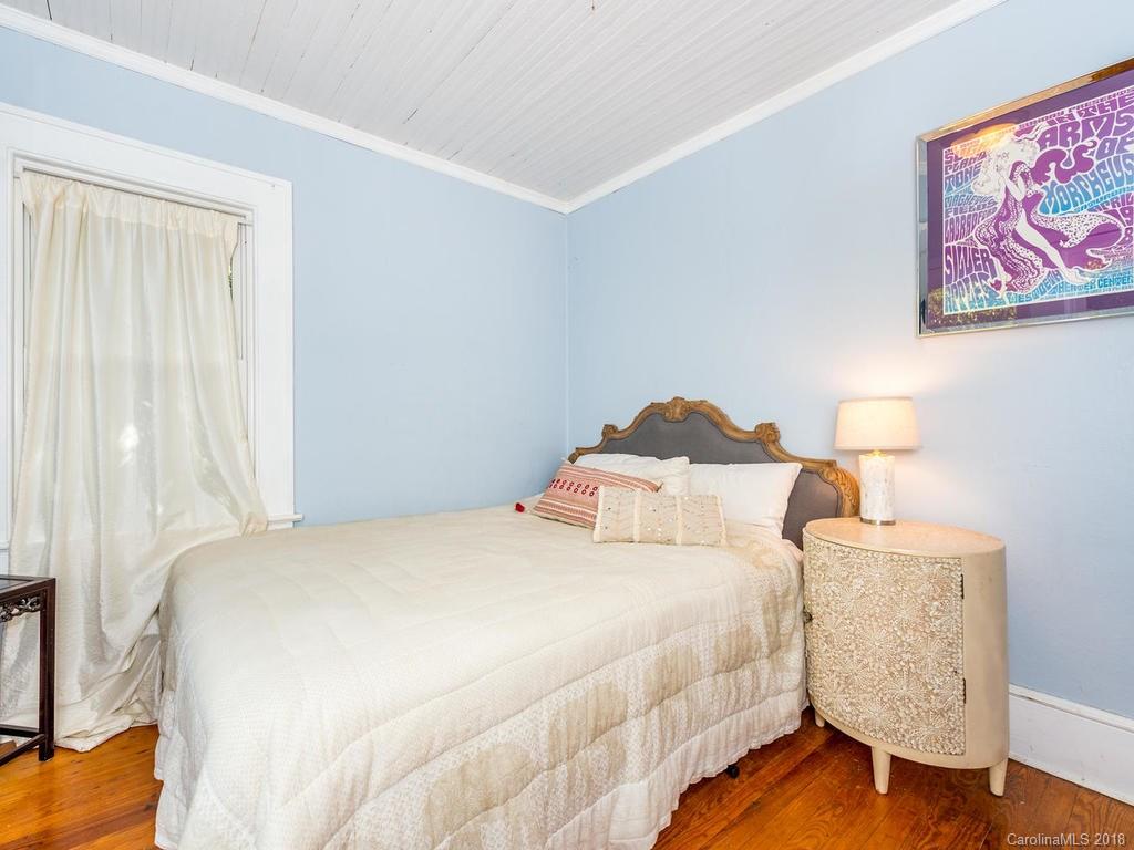 106 Salola Street Asheville NC 28806
