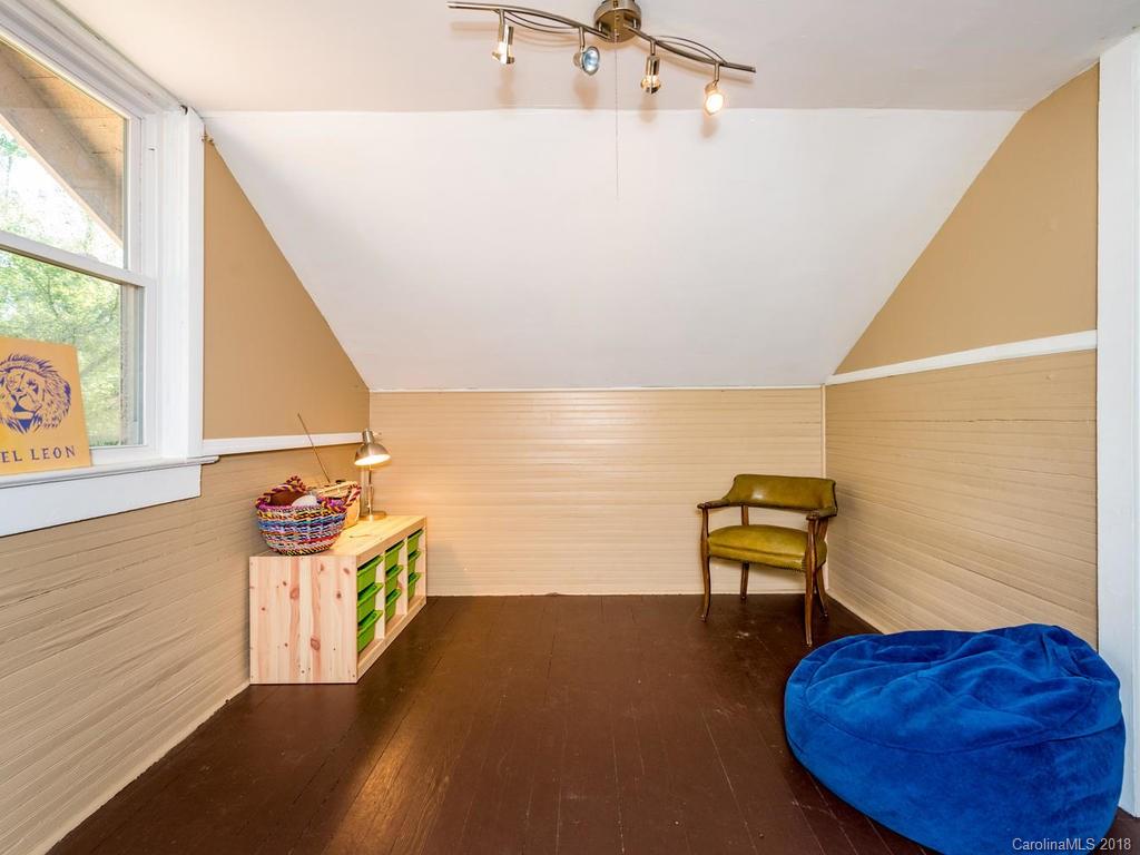 106 Salola Street Asheville NC 28806