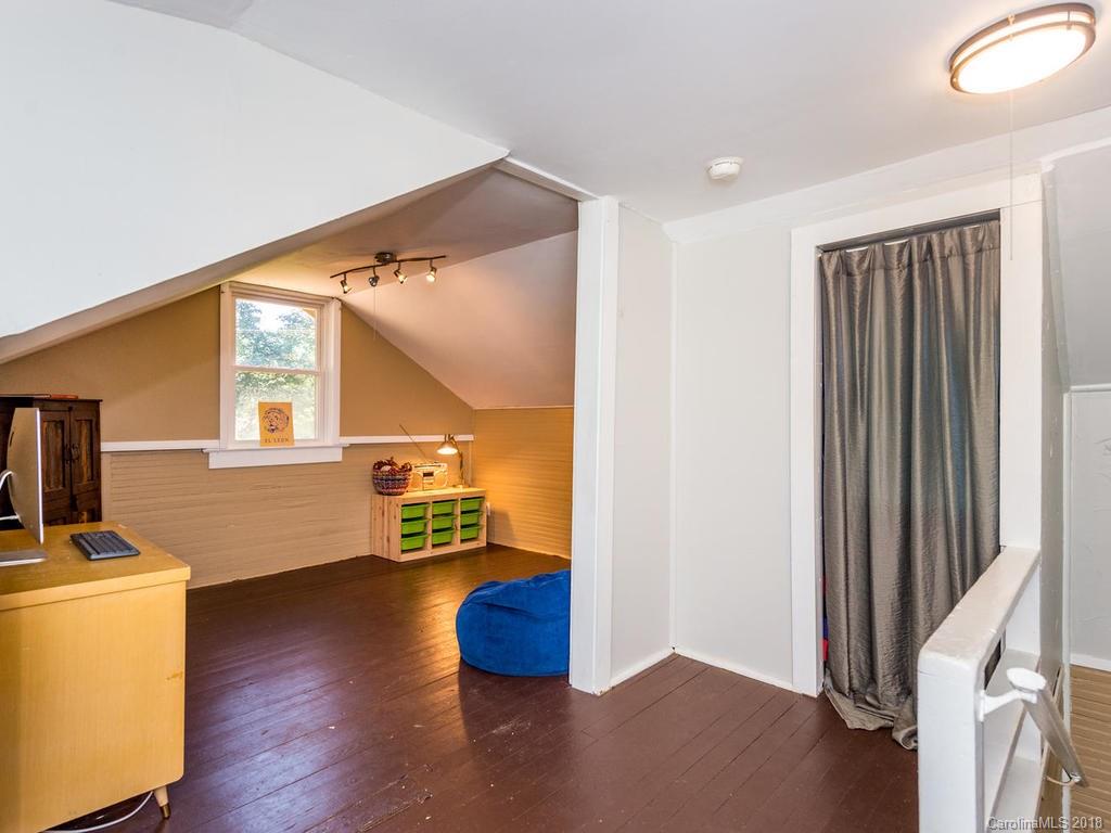 106 Salola Street Asheville NC 28806