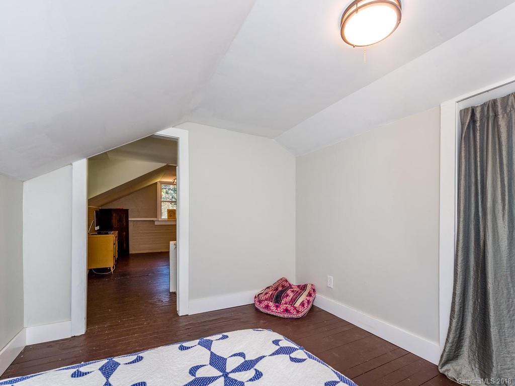 106 Salola Street Asheville NC 28806
