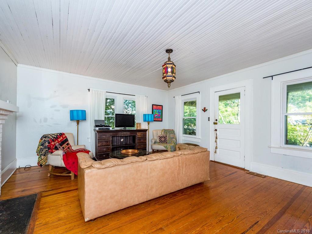 106 Salola Street Asheville NC 28806