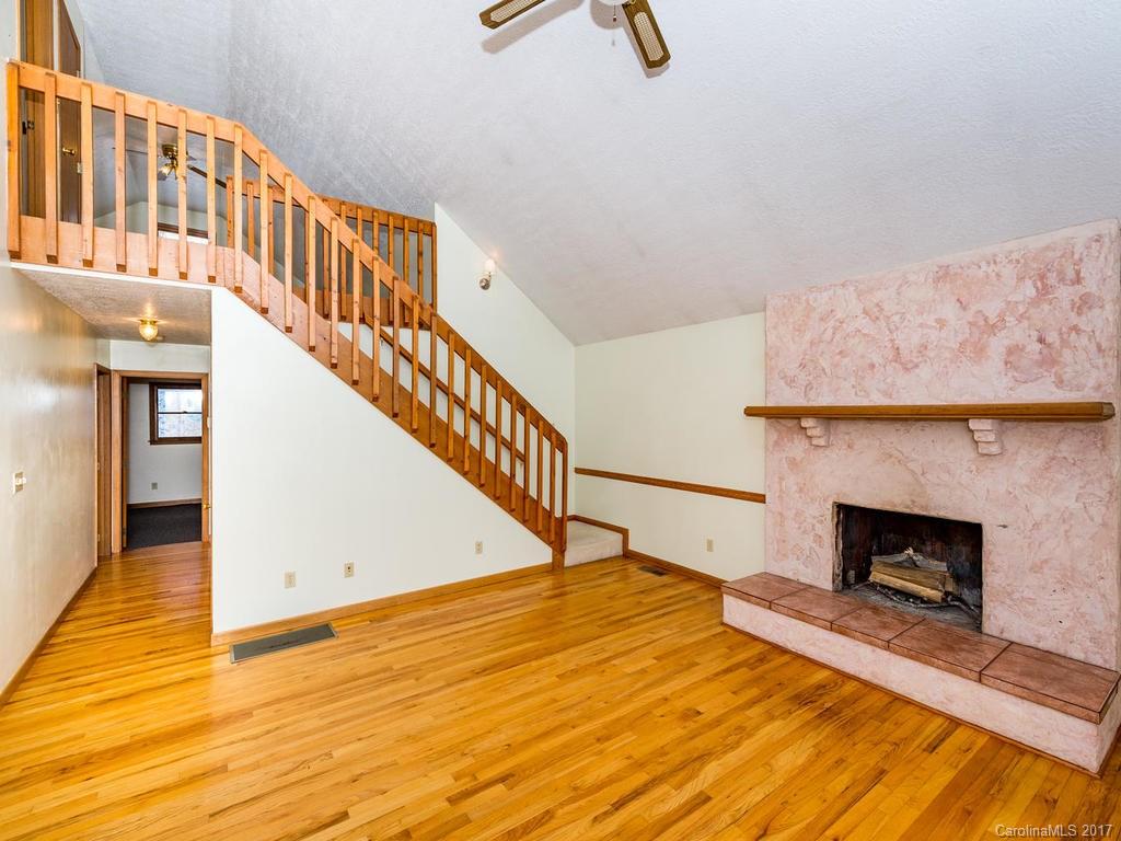 396 Hidden Creek Lane Burnsville NC 28714