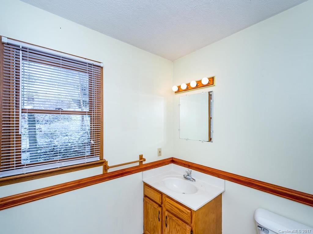 396 Hidden Creek Lane Burnsville NC 28714