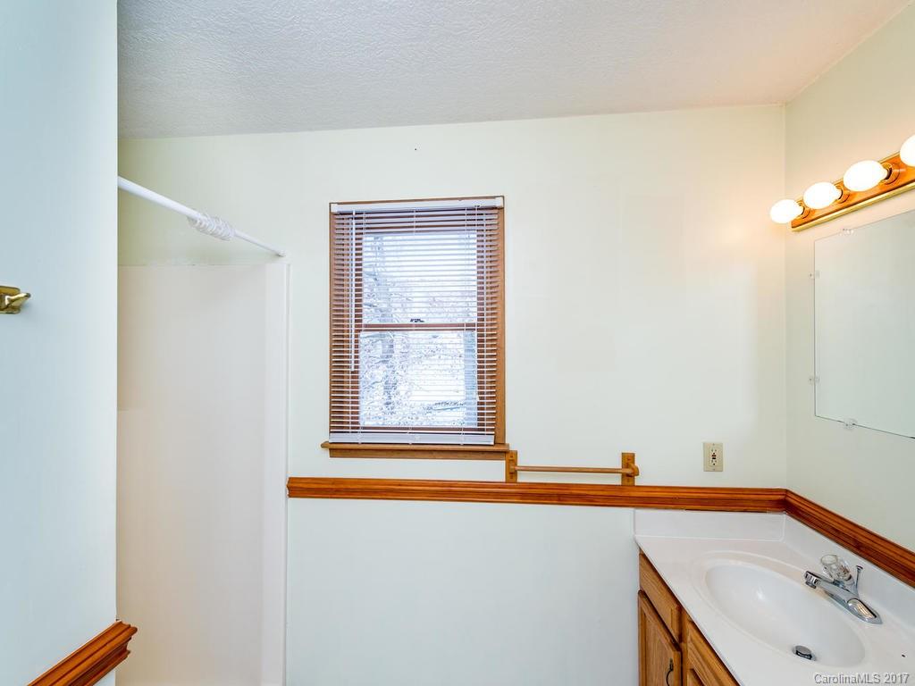 396 Hidden Creek Lane Burnsville NC 28714