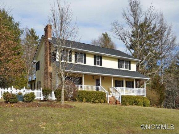 8 Hampton Drive Weaverville NC 28787