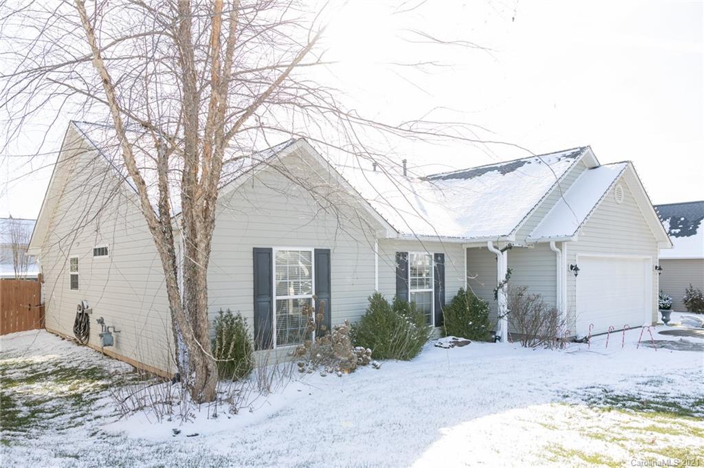 127 Black River Road Fletcher NC 28732