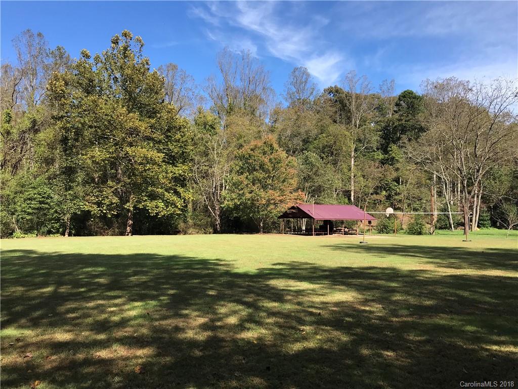 11 Glencliff Road Candler NC 28715